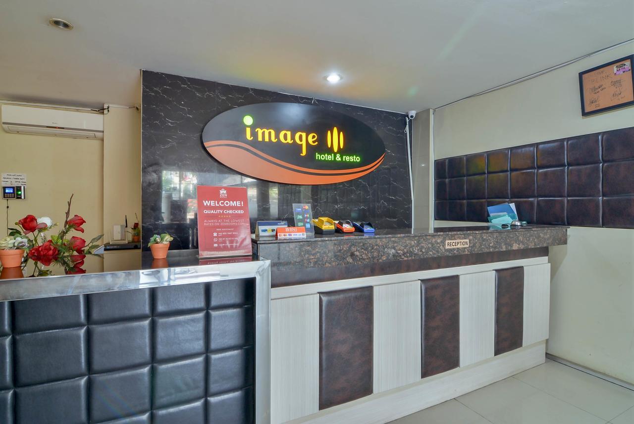 Image Hotel And Resto Бандунг Экстерьер фото